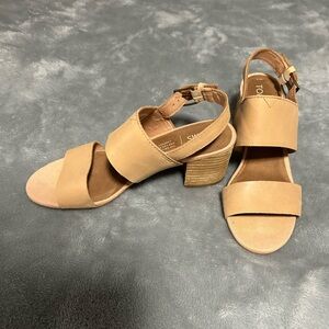 TOMS, Heels, Size W7, Beige